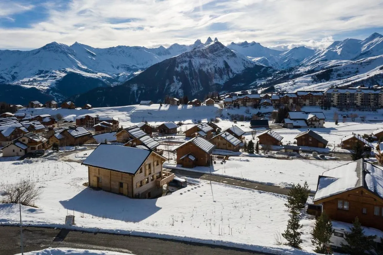 Villa Lake Louise Chalet Mitoyen Proche Pistes Avec Vue Panoramique Fontcouverte-la-Toussuire France